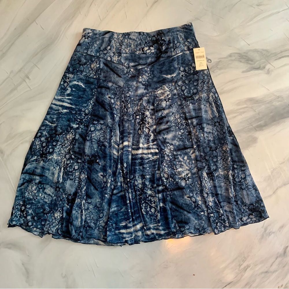 NWT New COLDWATER CREEK Gored Printed Flare Skirt White Blue Petite M PM 10 12